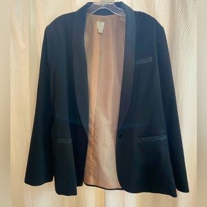 Lauren Conrad tuxedo blazer